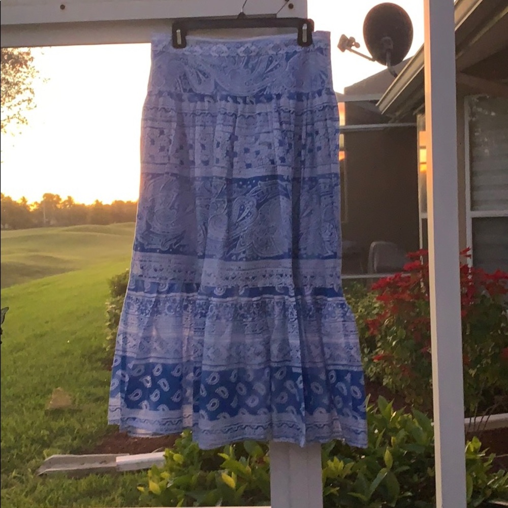 Printed ruffled skirt